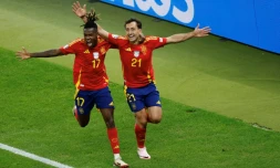 Les deux buteurs espagnols contre l'Angleterre en finale de l'Euro, Nico Williams (g) et Mikel Oyarzabal, le 14 juillet 2024 Ă Berlin