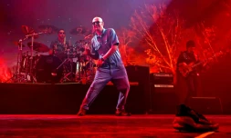 Le chanteur argentin  Carlos Alberto Solari en concert à Olavarria, dans la province de Buenos Aires, le 11 mars 2017 