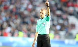 L'arbitre Clément Turpin lors d'un match entre Nice et Nantes, le 18 février 2018 à l'Allianz Riviera