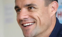 Dan Carter lors d'une conférence de presse du Racing 92 le 30 mai 2018 au centre d'entraßnement du club au Plessis-Robinson, prÚs de Paris