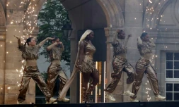 Aya Nakamura se produit lors de la cérémonie d'ouverture des Jeux olympiques de Paris 2024