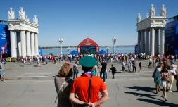 La fan zone officielle de Volgograd encore clairsemée à quelques heures de la rencontre Tunisie-Angleterre dans cette ville, le 18 juin 2018  