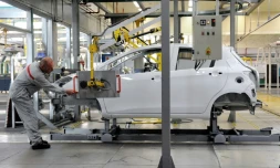 Une chaîne de montage de l'usine Toyota à Onnaing, près de Valenciennes, le 16 mai 2013