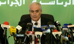 Le président du Conseil constitutionnel algérien, Taïeb Belaiz, donne une conférence de presse à Alger, le 18 avril 2014