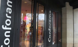 Les salariés du magasin Conforama Pont-neuf étaient amers mardi, au lendemain de l'annonce de la suppression de 1.900 emplois et de la fermeture de 32 magasins dont le leur, situé dans le centre de Paris