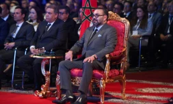 Le roi du Maroc Mohammed VI assiste le 20 juin 2019 à l'inauguration d'une usine du groupe français PSA (Peugeot, Citroën et DS) à Kénitra au nord de Rabat