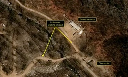 Photographie fournie le 13 avril 2017 par le Centre national d'etudes spatiales (CNES), Airbus Defense and Space et le site 38 North, montrant une image satellite prise le 12 avril 2017 du site d'essais nucléaires nord-coréen de Punggye-ri