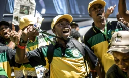 Des délégués du CongrÚs national africain (ANC) à la conférence qui doit désigner un nouveau leader au parti qui dirige l'Afrique du Sud depuis 1994, le 16 décembre 2017 à Johannesburg