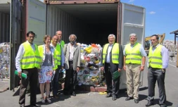 Vendredi 30 septembre 2011 - Renouvellement de contrat entre le TCO et la société Eco-Emballages (photo DR)