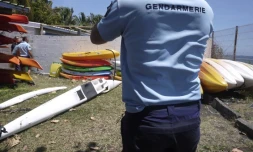 Mercredi 5 Octobre 2011
Un kayakiste attaqué par un requin photo Nicolas Bouhet