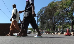 Dimanche 9 Octobre 2011

Calme précaire à Mayotte