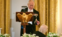 Le roi Charles III s'exprime face au président américain Donald trump, le 28 avril 2026 à Washington