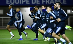 Les joueurs de l'équipe de France lors d'une séance d'entraînement au centre du football de Clairefontaine, le 13 novembre 2018