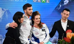 Gabriella Papadakis et Guillaume Cizeron après la danse rythmique aux Championnats d'Europe de patinage artistique à Graz, en Autriche, le 23 janvier 2020