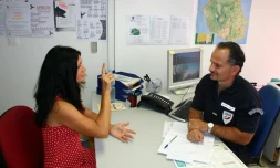 Stage pour les policiers sur l'utilisation de la langue des signes (photo D.R)