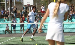 Mercredi 30 Décembre 2011

Tsonga et Monfils tapent la balle avec les marmailles