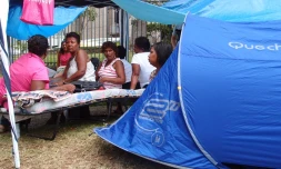 Lundi 5 décembre 2011 - Les ex-salariés de l'Arast devant le conseil général