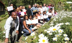Jeudi 22 Décembre 2011
Mafate - Ilet d'Aurère - Remise d'attestation de formation aux premiers secours