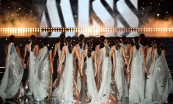 Les participantes à la demi-finale du concours de beauté Miss France 2024, le 16 décembre 2024 à Dijon, en Côte-d'Or
