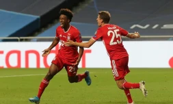 La joexplose de joie après avoir marqué l'unique but de la victoire du Bayern Munich contre le PSG en finale de la Ligue des champions, à Lisbonne, le 23 août 2020