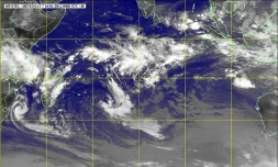 Lundi 16 janvier 2012 - La dépression subtropicale Dando dans l'Océan Indien (image satellite www.mtotec.com)