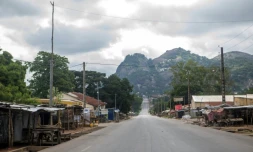 Les rues sont désertes à Savè, au Bénin, le 15 juin 2019 à la suite de troubles
