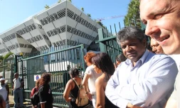 Vendredi 3 février 2012 - L'ARCP devant les grilles du conseil régional