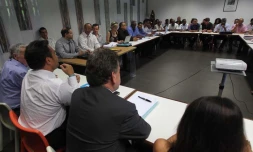 Lundi 6 février 2012 - Reprise de la table ronde sur le prix des carburants