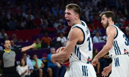 La Slovénie de Luka Doncic est sur le toit de l'Europe à l'issue de sa victoire sur la Serbie à Istanbul, le 17 septembre 2017 