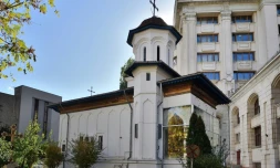 L'église orthodoxe de Schitul maicilor, érgiée en 1726, prise en photo à Bucarest le 30 octobre 2017
