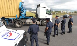 Mercredi 15 Février 2012

Cordon de sécurité des forces de l'ordre au Port