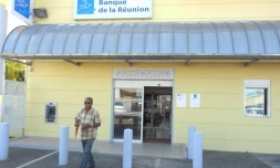 Agence de la Banque de La Réunion sur le boulevard Bank à Saint-Pierre