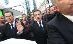 bain de foule de Nicolas Sarkozy mercredi 4 avril 2012 Ă Saint-Pierre