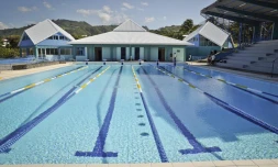 Jeudi 12 avril 2012 - Inauguration du centre nautique de Saint-Joseph (photo D.R)