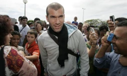 Zinedine Zidane à La Réunion à la fin 2004 (Archives Imaz Press Réunion)
