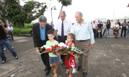 Mardi 1er mai 2012 - Saint-André - le Front national dépose une gerbe en mémoire de Jeanne d'Arc