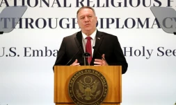 Le secrétaire d'État américain Mike Pompeo fait un discours sur la liberté religieuse au Vatican le 30 septembre 2020