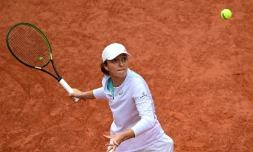 La Polonaise Iga Swiatek face à l'Argentine Nadia Podoroska en demi-finale de Roland-Garros, le 8 octobre 2020