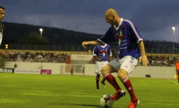 Samedi 26 mai 2012 - Match de gala entre la All Star Team et la sélection de La Réunion au stade Paul Julius Bénard (photo image-reunion.re)