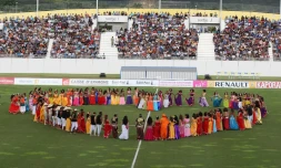 Samedi 26 mai 2012 - Match de gala entre la All Star Team et la sélection de La Réunion au stade Paul Julius Bénard (photo image-reunion.re)