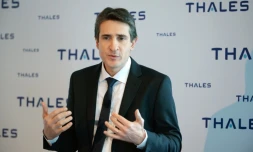 Le Pdg de Thales Patrice Caine lors d'une conférence de presse le 23 février 2016 à La Défense