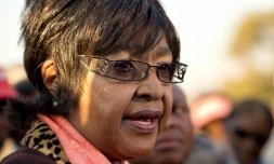 Winnie Mandela, l'ex-épouse de Nelson Mandela, lors d'une rencontre avec la presse le 28 juin 2013