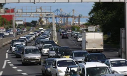 Embouteillages à l'entrée de route du littoral