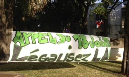 Lundi 18 juin 2012 - Banderole dans les jardins de la préfecture