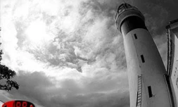 Le phare de Bel Air à Sainte-Suzanne (photo archives)