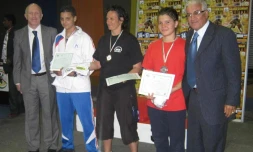 Camille Clain et Emmanuelle Barret se sont illustrées aux championnats d'Afrique de lutte (photo D.R)