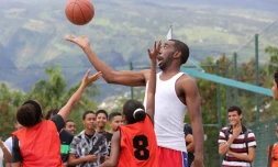 Vendredi 22 Juin 2012
Runball - Collège Le Toullec du Port