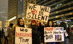 Manifestation anti-Trump quelques heures après l'investiture du 45e président des Etats-Unis, le 20 janvier 2017 à Chicago