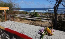 Mardi 24 juillet 2012 - Spot de Trois Bassins (photo www.image-reunion.re pour www.ipreunion.com)