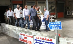 Mercredi 1er août 2012 - Mouvement de protestation des chefs d'entreprises en difficultés devant la caisse générale de sécurité sociale
